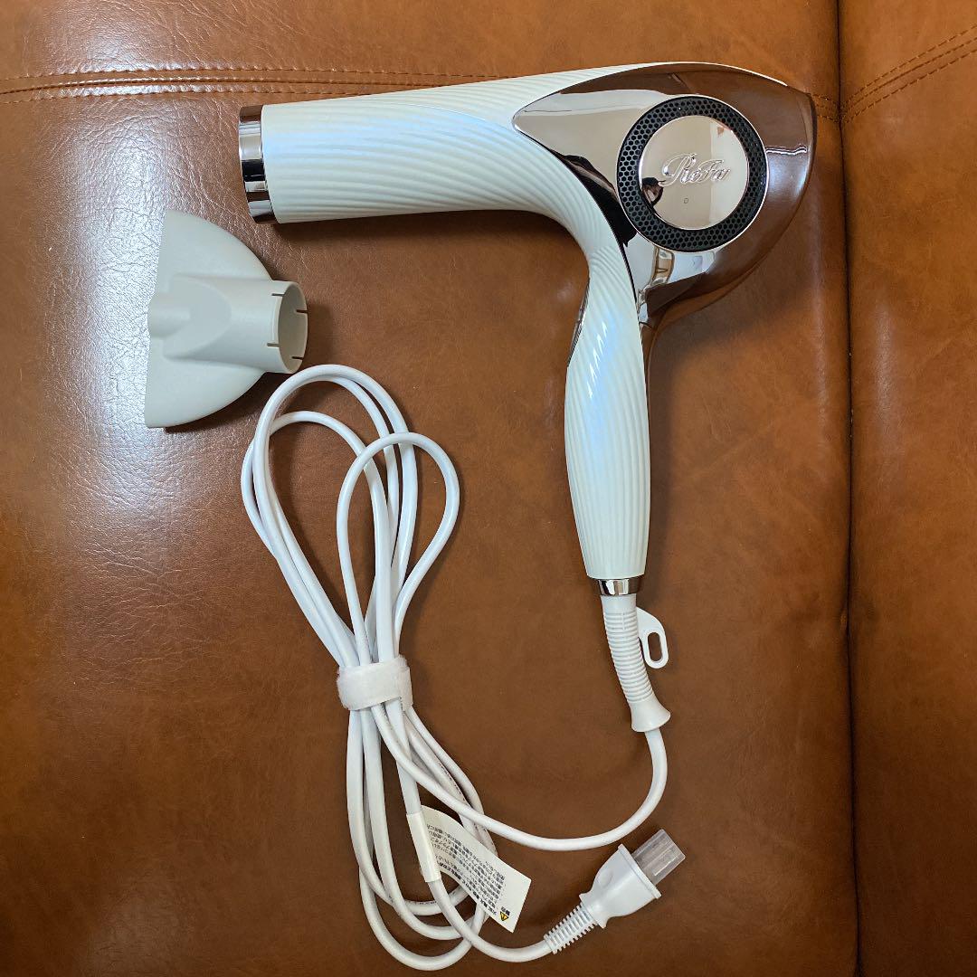 ReFa BEAUTECH DRYER RE-AB02A ホワイト おすすめ ReFa BEAUTECH DRYER RE-AB02A ホワイト おすすめ