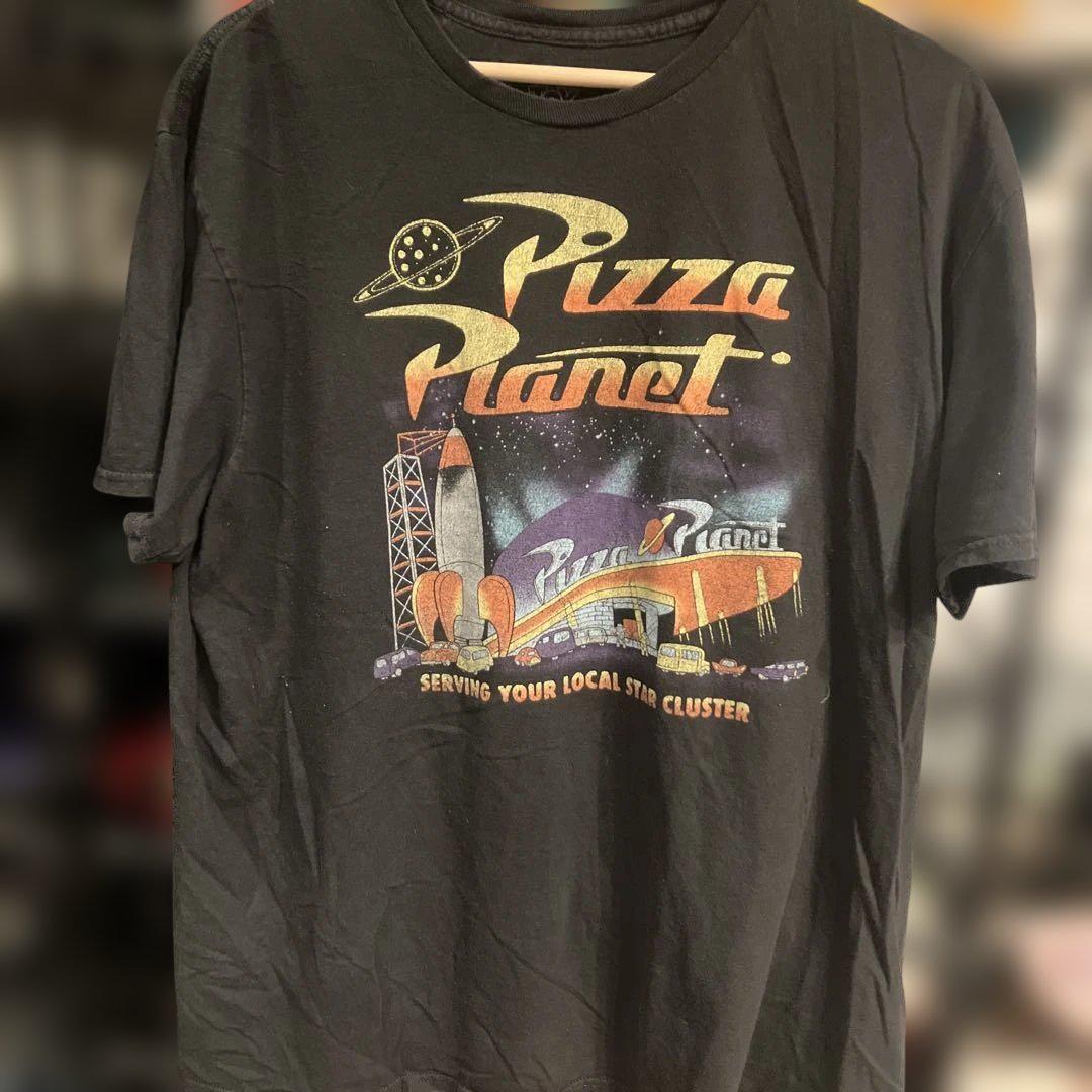 Pizza Planet Tシャツ ブラック