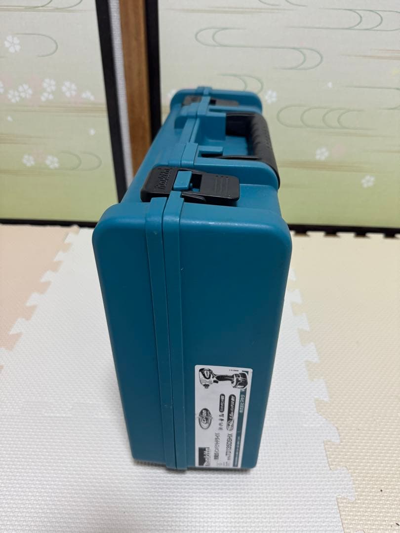 充電式インパクトドライバー