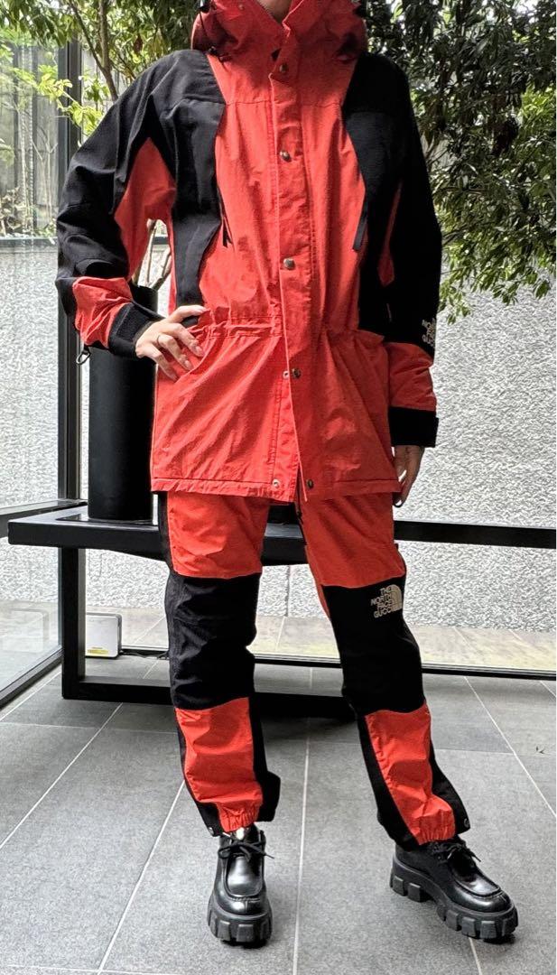 ノースフェイス×GUCCI アウトドア登山ウェア