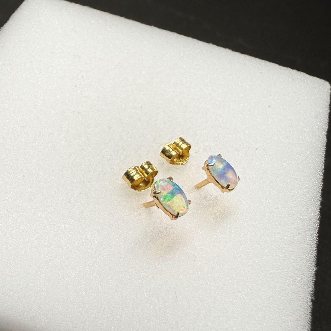◇K18/ピアス/0.4g/オパール◇ おしゃれ　アクセサリー
