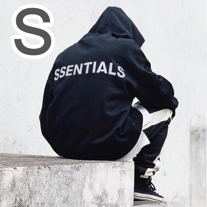 ゃれなリフ FEAR OF GOD - FOG Essentials エッセンシャルズパーカー