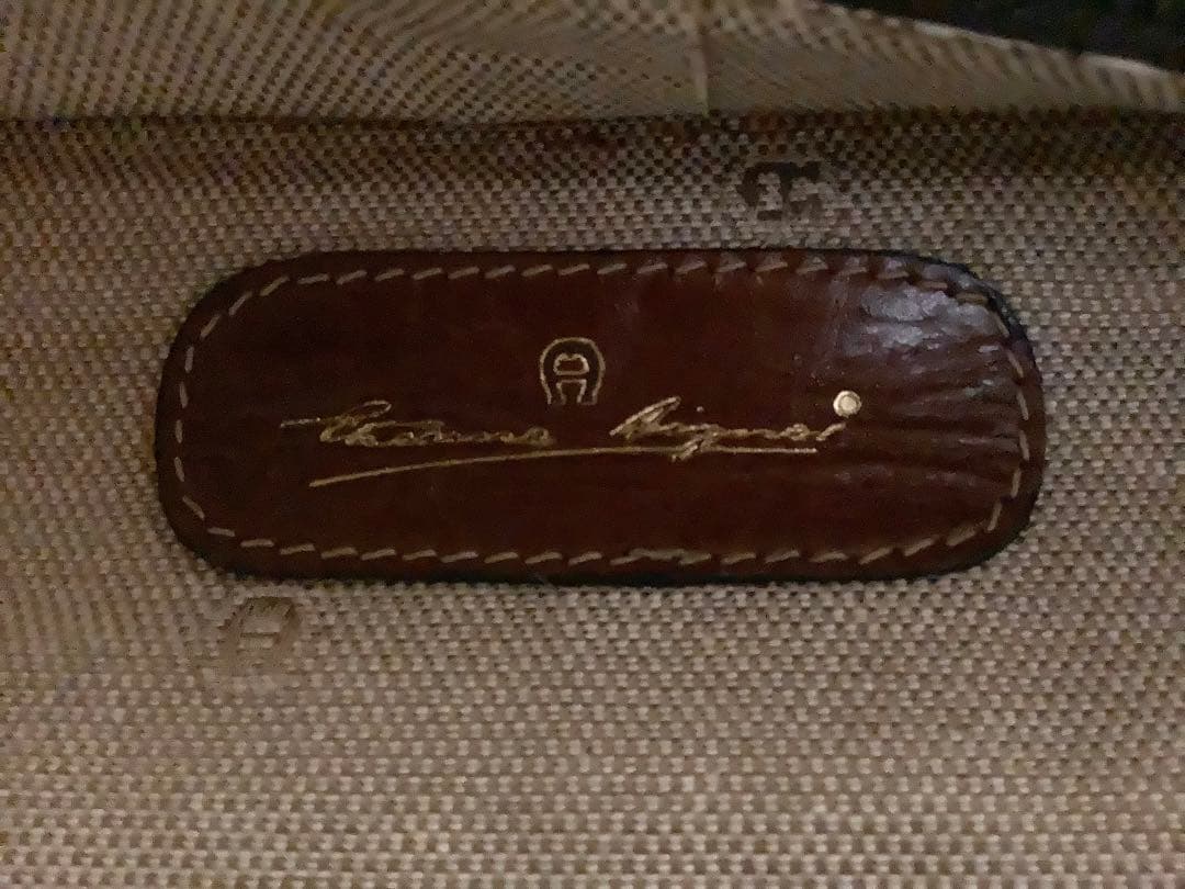 AIGNER 本革 スポーツバック