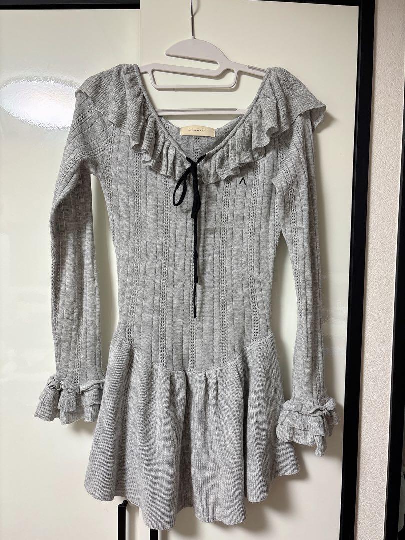 andmaryグレー フリル付きオフショルダー ワンピース