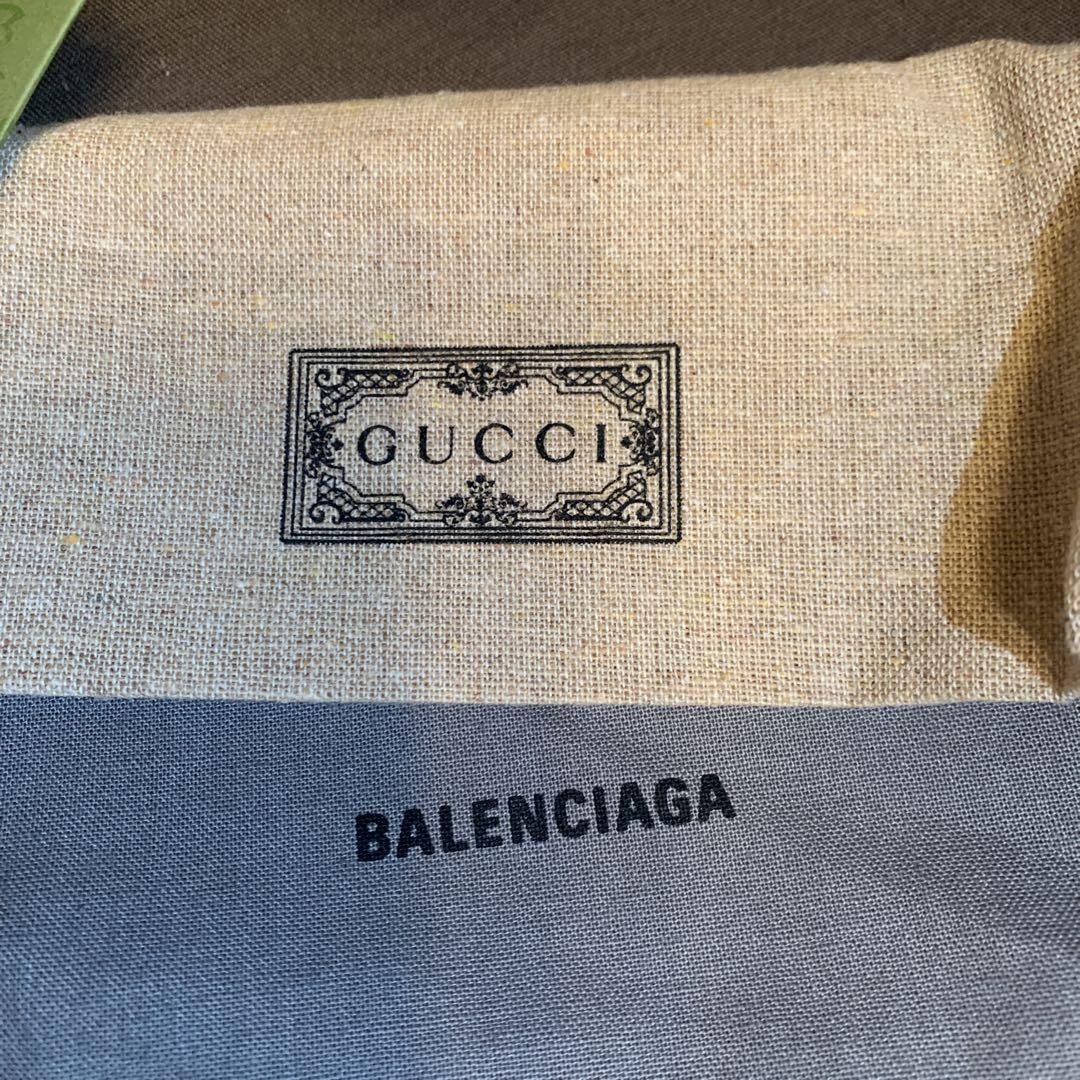 で公式に取扱 超美品 入手困難 GUCCI × BALENCIAGAコラボ ウォレット