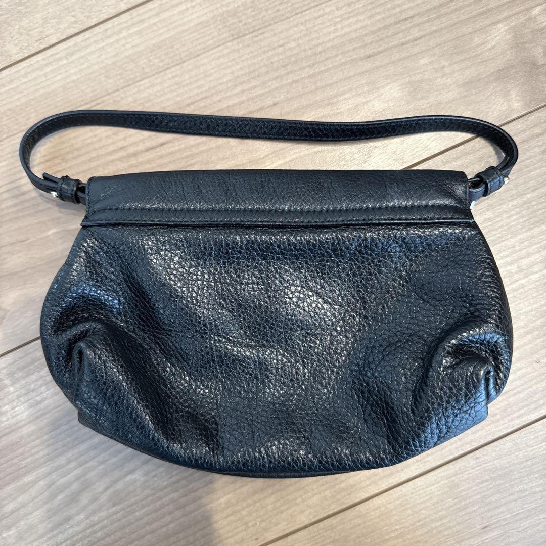 【萬波ユカさん着用】CHLOE レザー ウェッジヒール ブラック 萬波ユカさん着用】CHLOE レザー ウェッジヒール ブラック