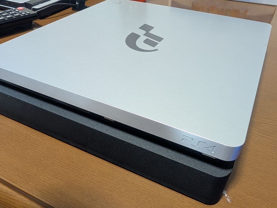 SONY PS4 グランツーリスモ SPORT リミテッドエディション