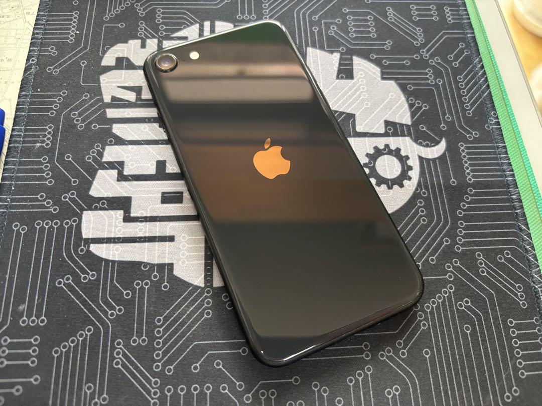 Apple iPhone SE2 ブラック 本体 64GB