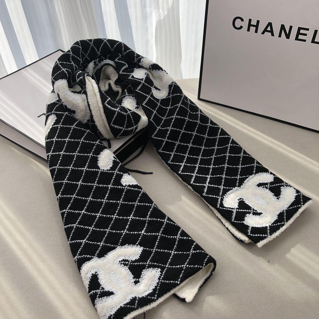 CHANEL シャネルCCマークのマフラーです