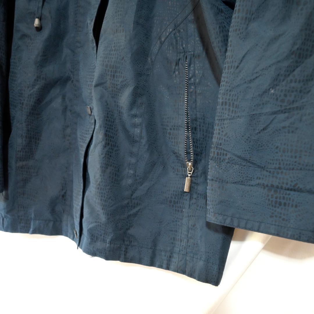 ナイロンジャケット