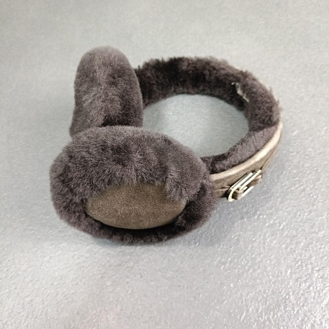 UGG ダークブラウンファーイヤーマフ