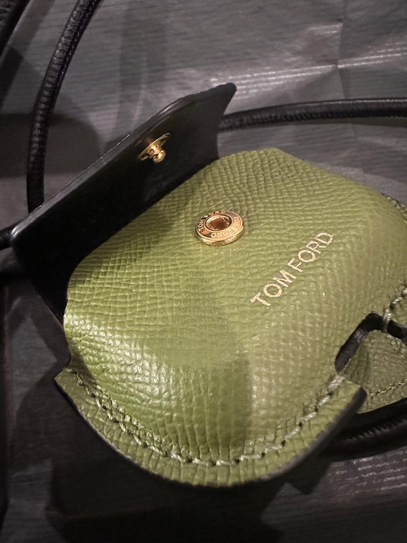 【着後レビューで 送料無料】 TOM FORDネックストラップ カーキ カラー ケース Pro AirPods アクセサリー