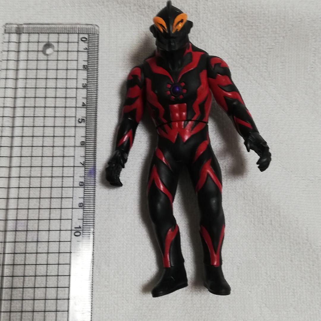 ウルトラマン 怪獣 ソフビ まとめ売り 大量　人形　フィギュア