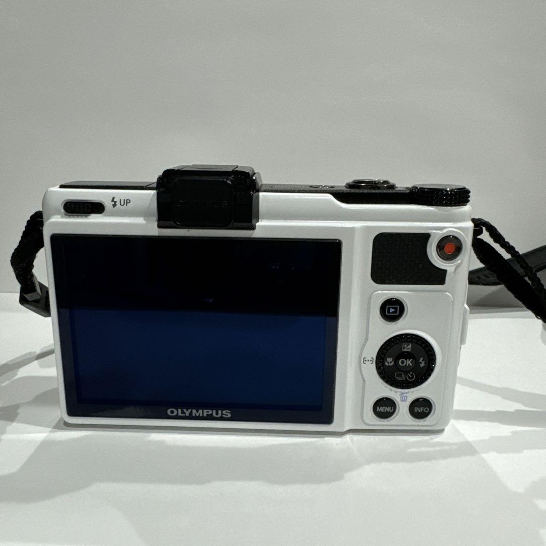 【値下げ】動作確認済み　OLYMPUS XZ-1 10 MEGA PIXEL
