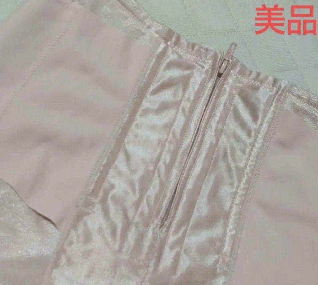 【限定品★正規品★76】ワコールシェイプマミーガードル