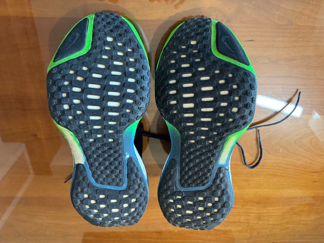 nikeズームx インヴィンシブルラン