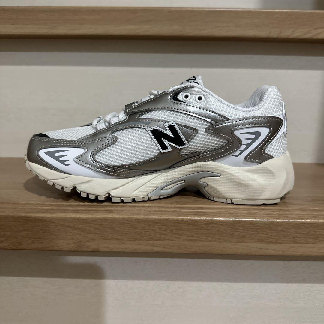 【美品】New Balance 725ホワイト/シルバー/ブルー（25cm） Amazon.co.jp: [ニューバランス] ML725B width D WHITE