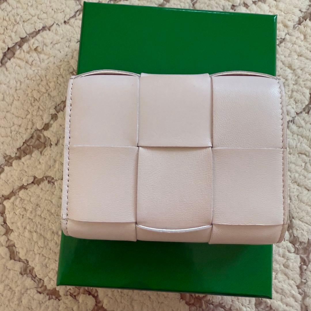 Bottega Veneta ホワイト三つ折り財布美品
