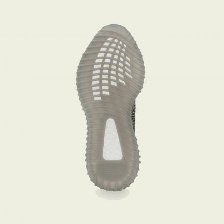 靴 YEEZY Boost 350 V2 \"Beluga Reflective\"