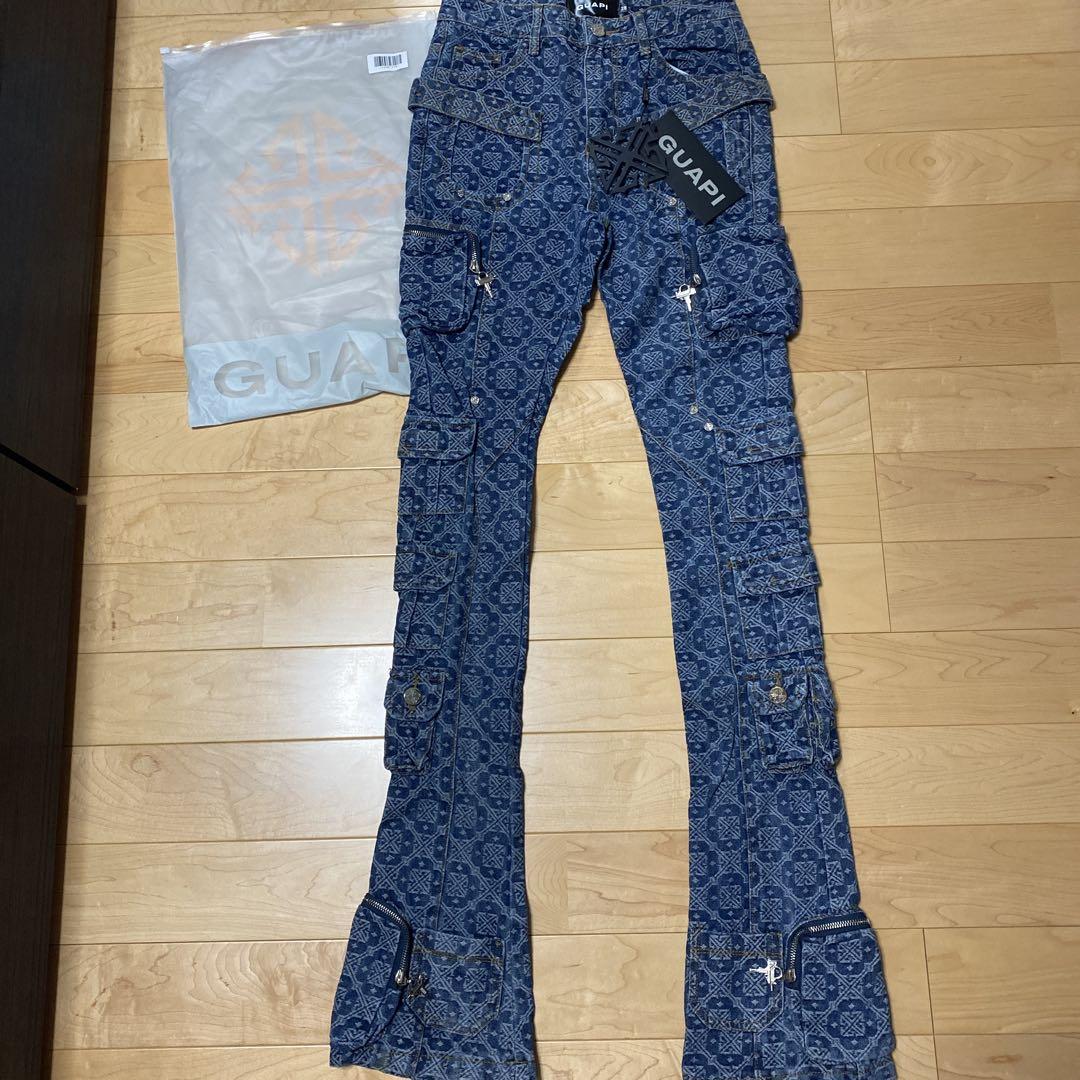 開催中セール一覧 新品 28 GUAPI スキニーフレアパンツ - メルカリ パンツ