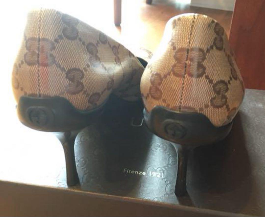 Gucciロゴ　パンプス　グッチヒール