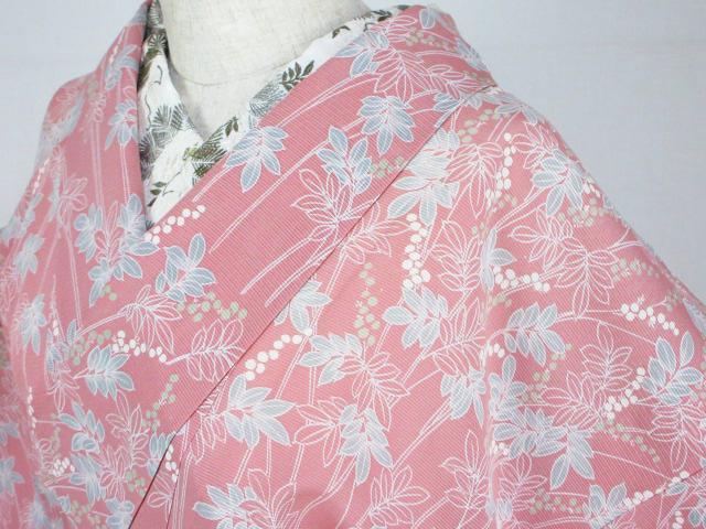未着用に近い！絹絽＊サーモンピンク＊実のなる植物＊夏物＊着物＊１６２ｃｍ＊裄６４
