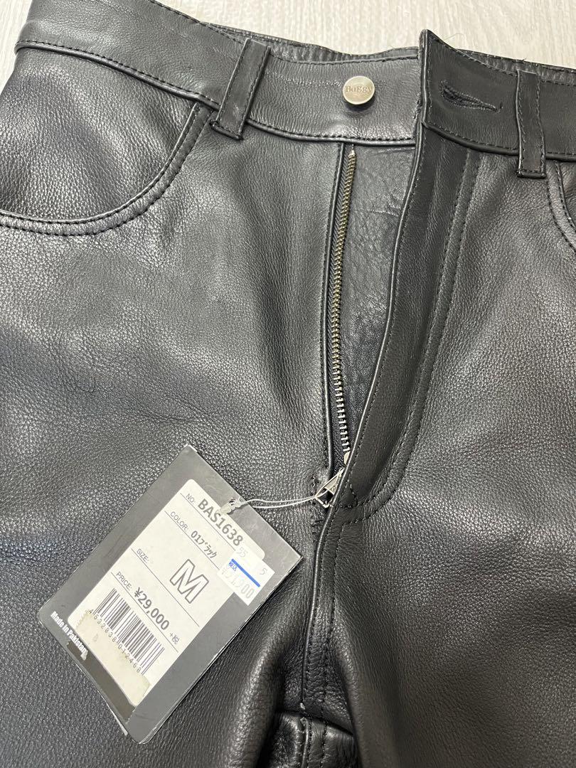 革パンツ　黒　新品未使用