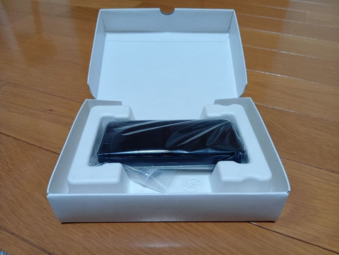 ドコモケータイ KY42C ブラック ドコモケータイ KY42C ブラック