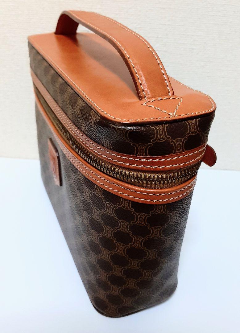 直輸入品激安 celine セリーヌ サークルロゴ リング金具 マカダム柄 バニティバッグ 鞄 cmdb.md 直輸入品激安 celine セリーヌ サークルロゴ リング金具 マカダム柄 バニティバッグ 鞄 cmdb.md