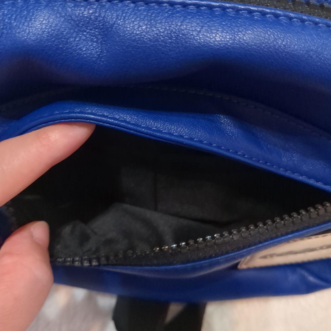 コーチ　COACH　ボディーバッグ