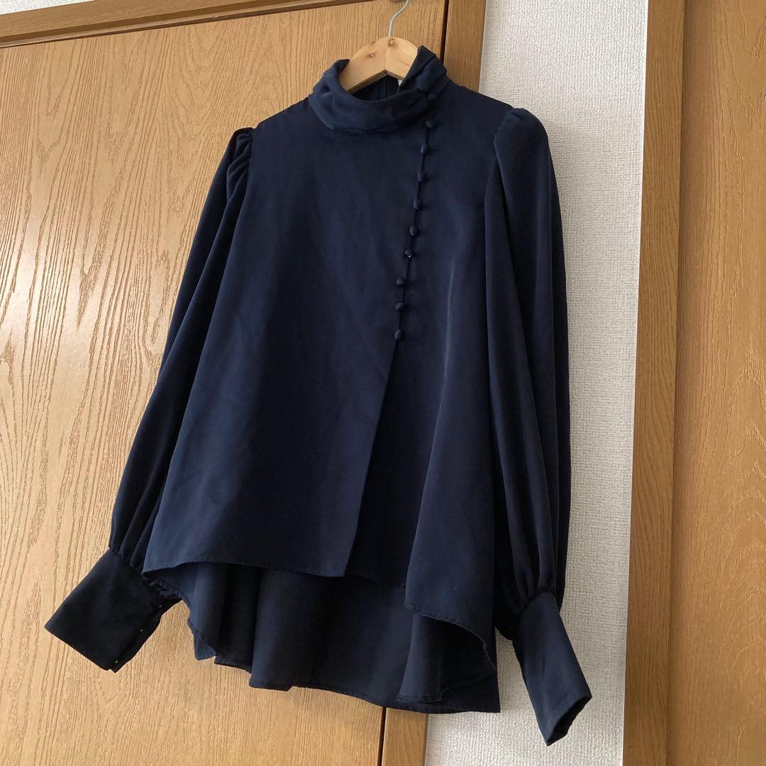 Audire ブラウス ネイビー ボタン Audire ブラウス ネイビー ボタン