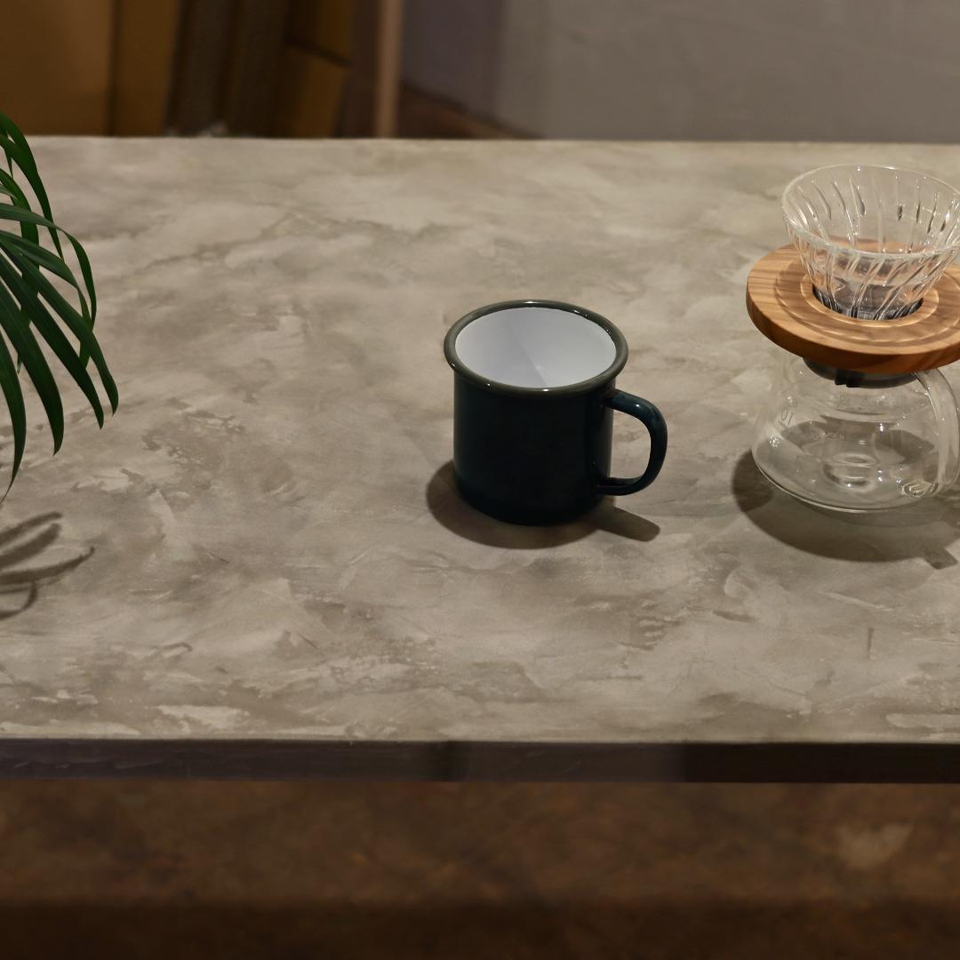薄塗りモルタル｜カフェテーブル｜サイドテーブル｜店舗什器