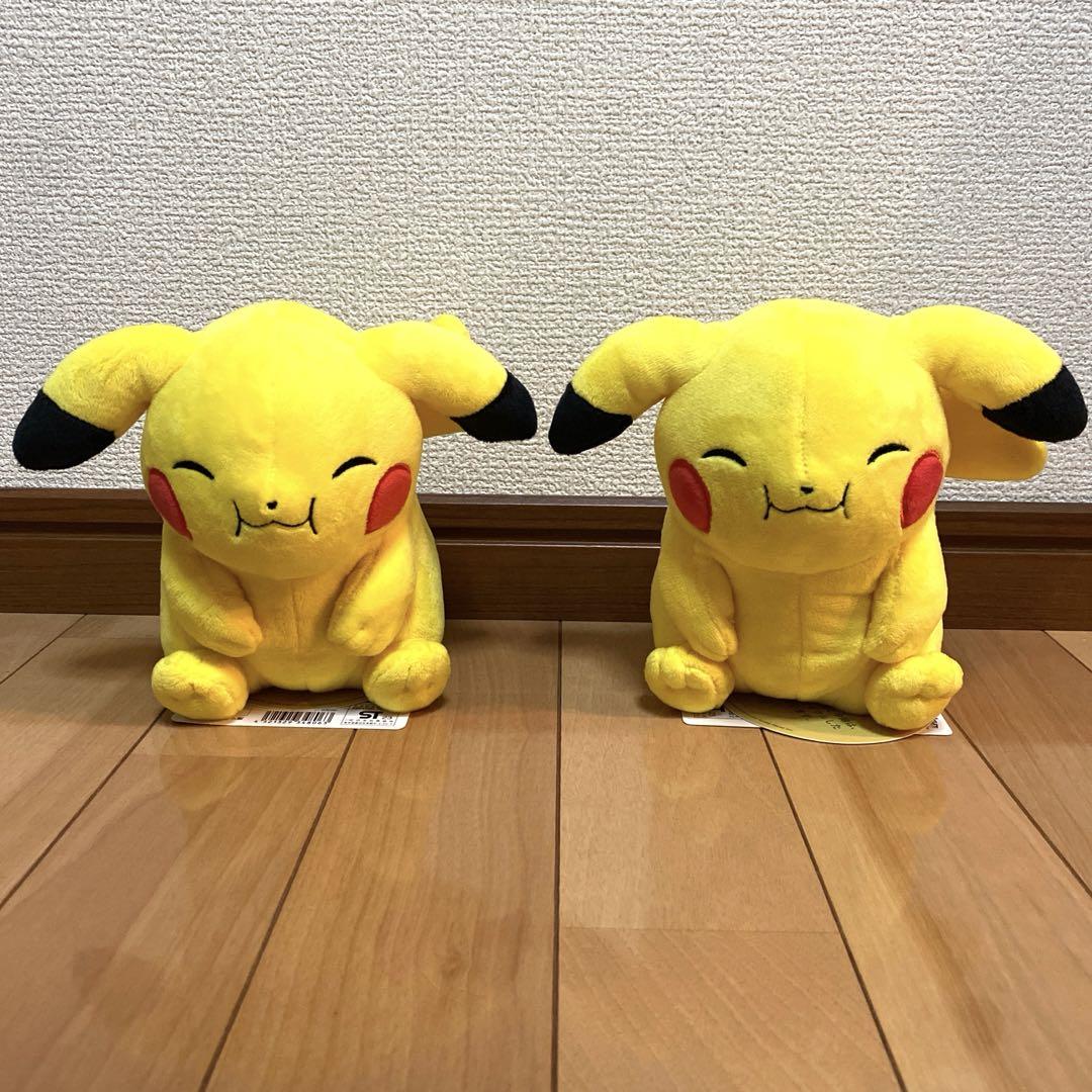 マイピカチュウ　まんぷくピカチュウ　オスメスセット