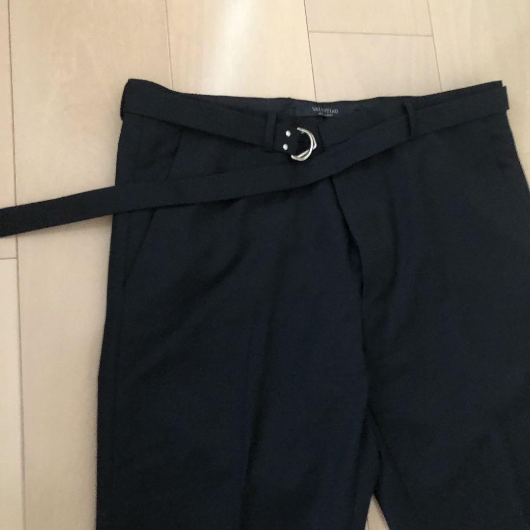 国産最安値 バレンチノVALENTINOスラックス 黒ベルトパンツ極美品 vbf5L-m33384624389 国産人気