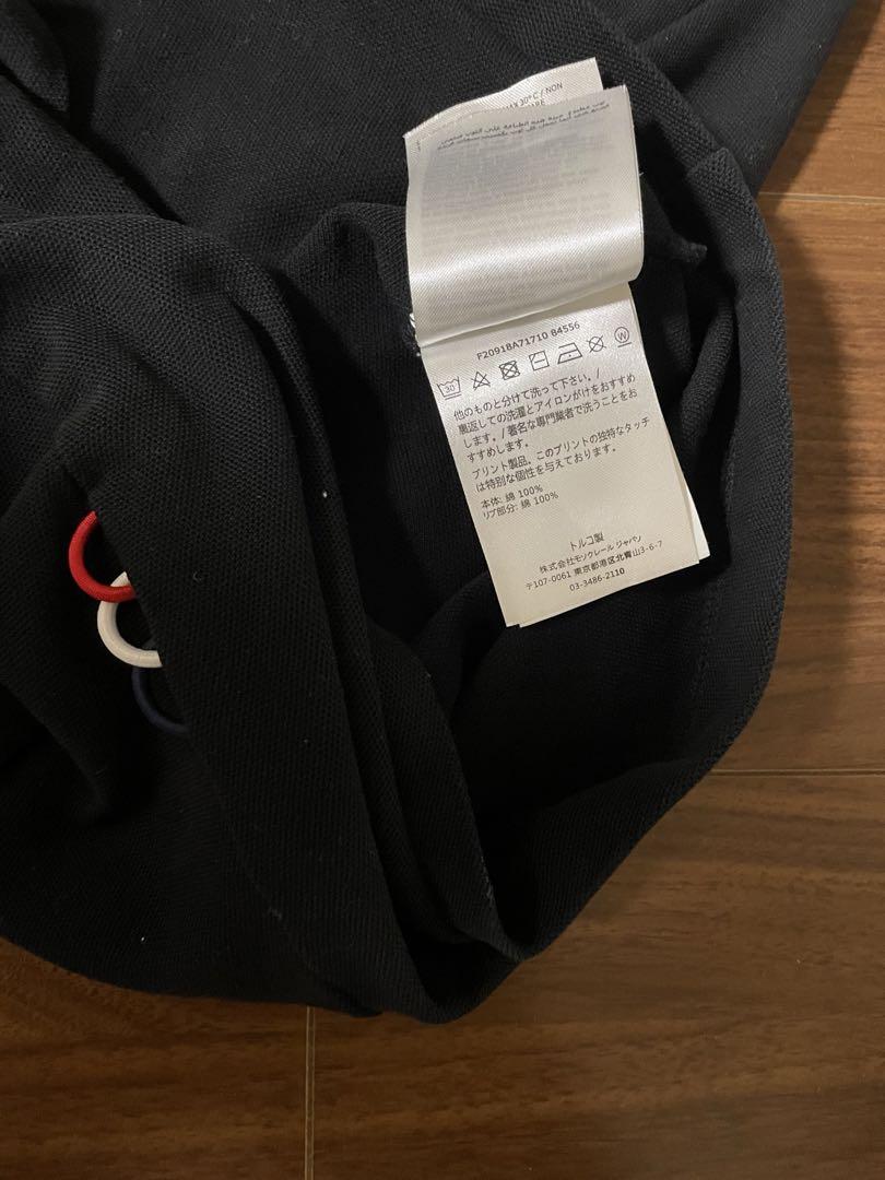 MONCLER モンクレール ポロシャツ 半袖 ロゴ ホロ付き ブラック系
