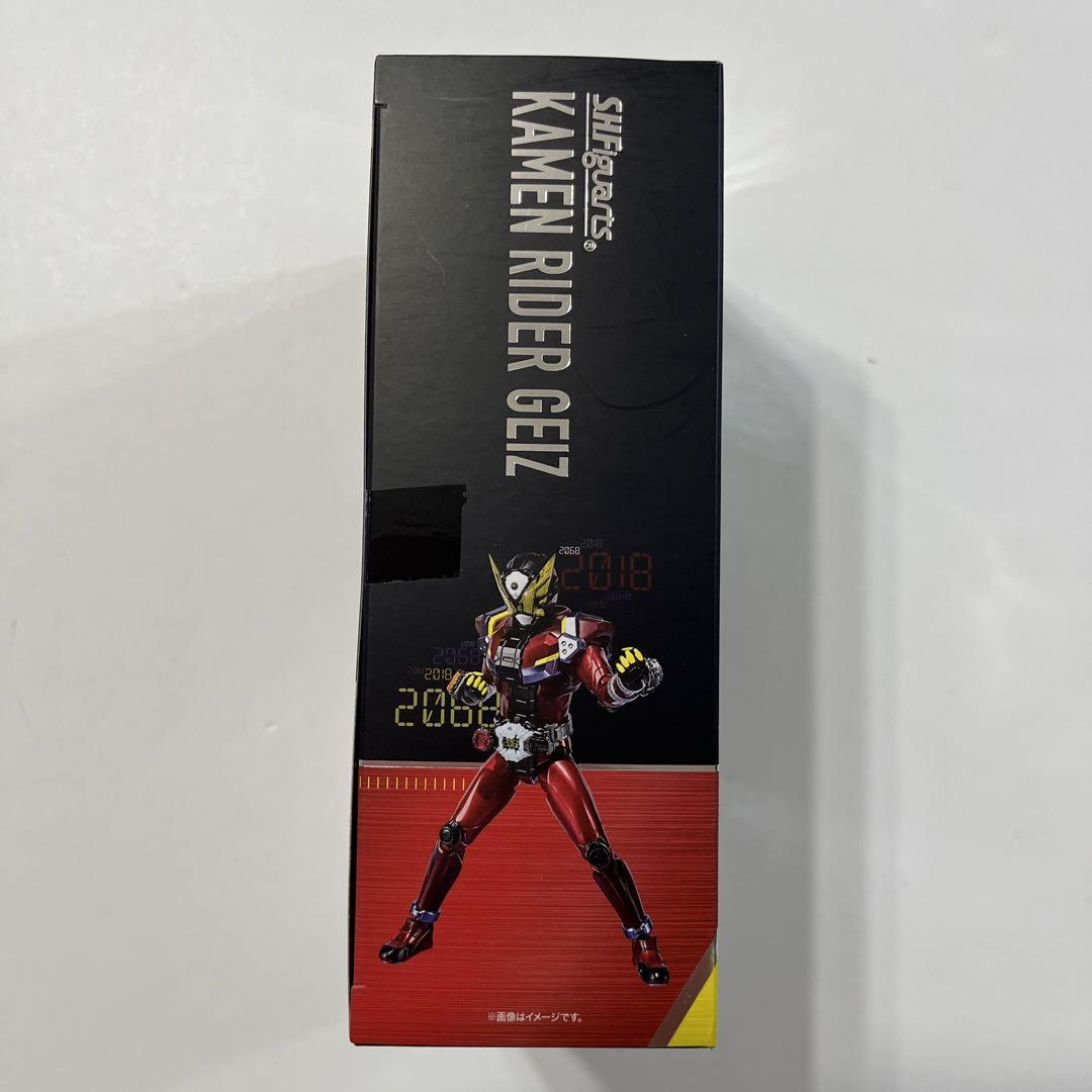 ✨初回特典・台座付属✨E①SHフィギュアーツ　仮面ライダー　ゲイツ　計1点