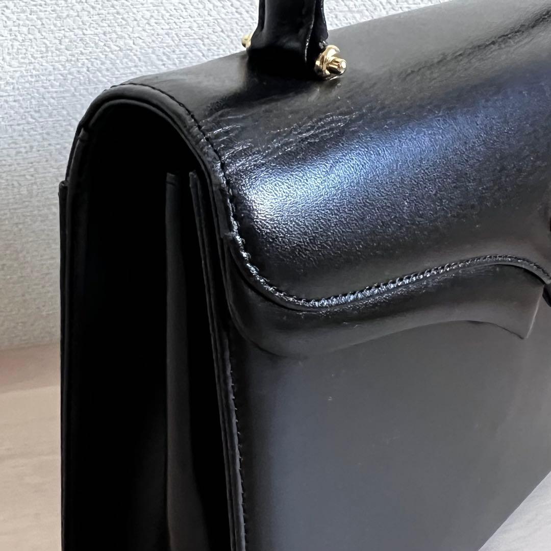 黒 ハンドバッグ