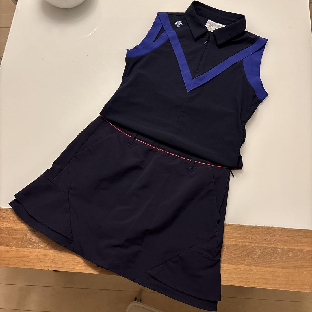 美品　デサントゴルフ レディース ノースリーブ　ネイビー　シャツ　スカート