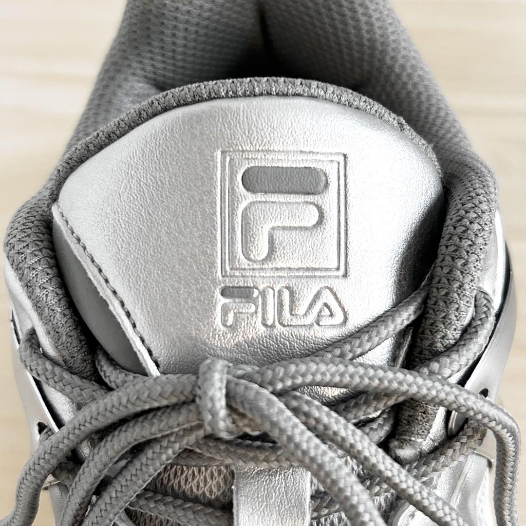 atmos別注✨FILA フィラ ELECTROVE 3 COSMIC シルバー - メルカリ