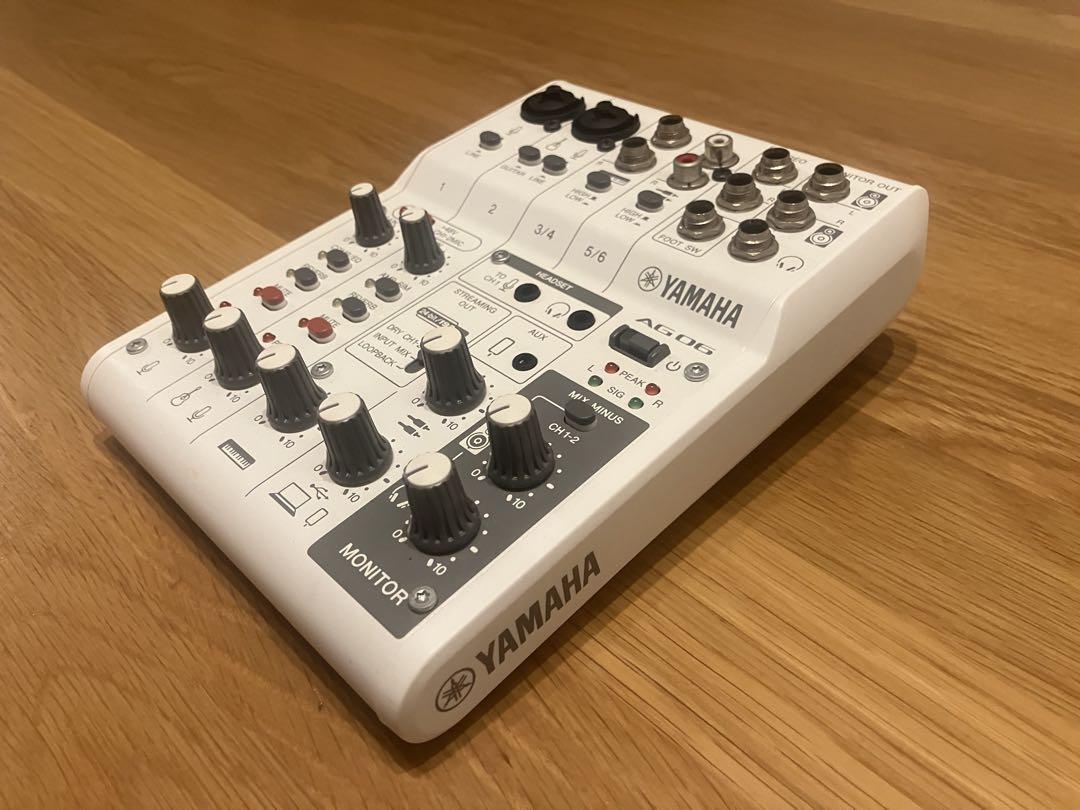 【美品】YAMAHA AG06MK2 オーディオミキサー ホワイト 箱あり