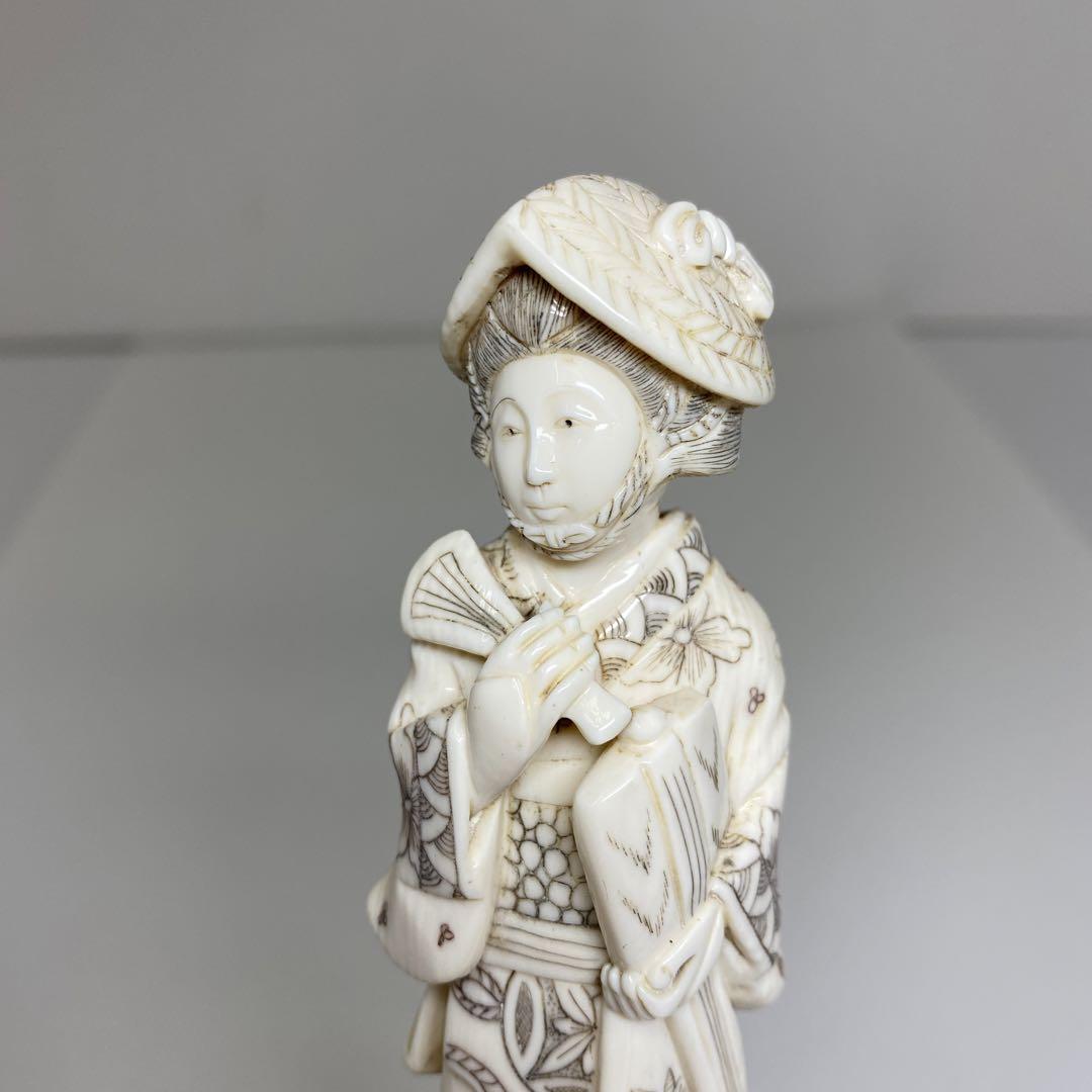 極上　女性　置物　85g タルニ　東さ6-1117ア㉚