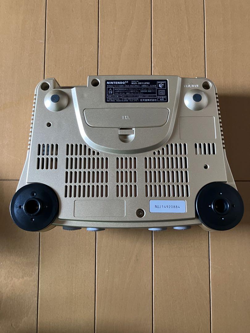 本体とコントローラーセット