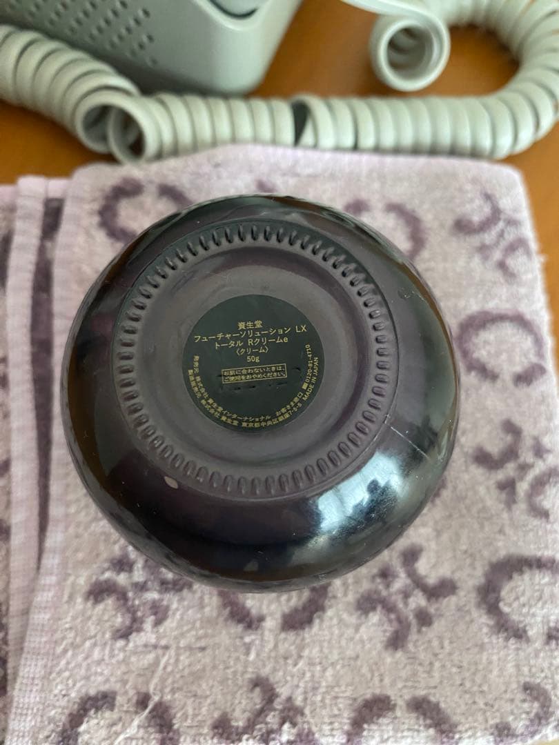 日本製 フューチャーソリューションLXトータルRクリーム 日本製 フューチャーソリューションLXトータルRクリーム