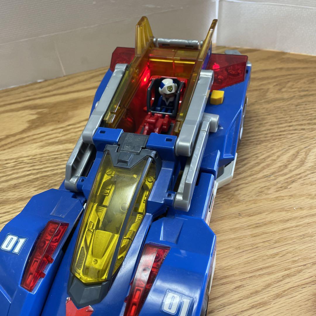 限定セールをすべて トミカハイパーブルーポリス 2台セット フィギュアとおまけつき ミニカー