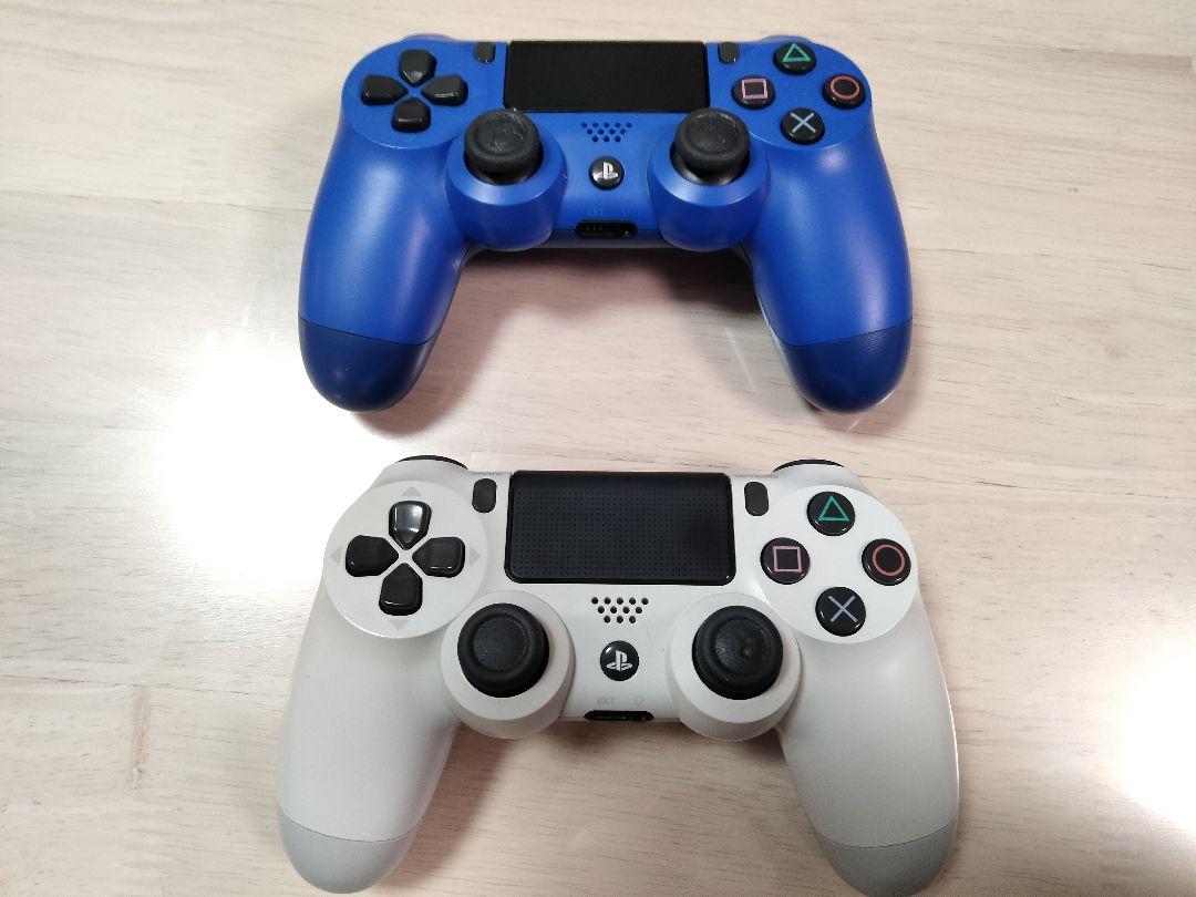 PlayStation 4 本体 ホワイト コントローラー2個