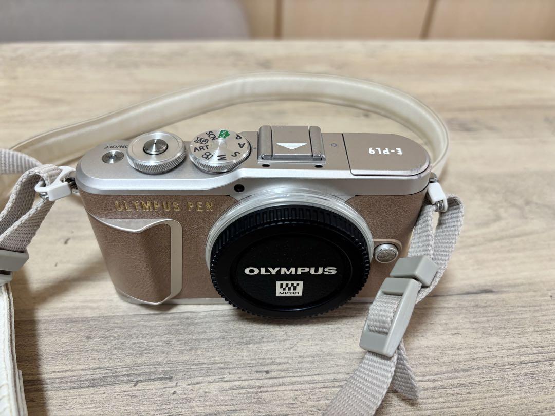 OLYMPUS E-PL9 ミラーレス一眼カメラ 本体のみ ブラウン