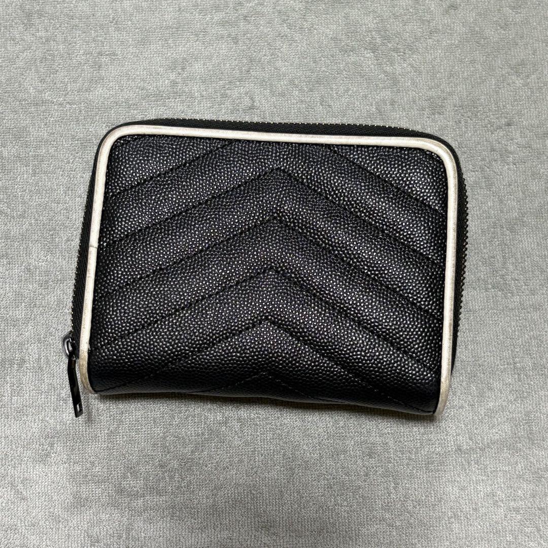 YSL 黒 レザー 二つ折り財布