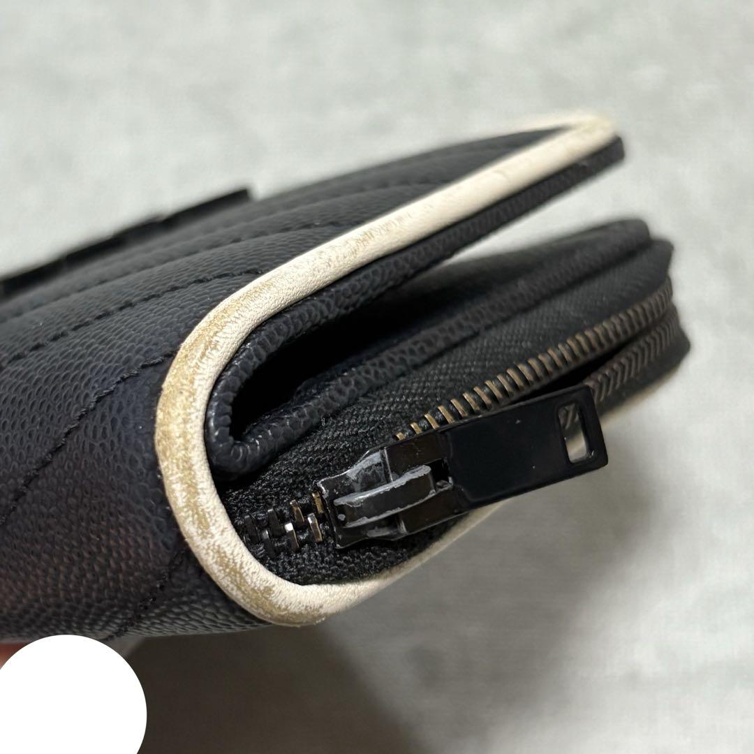 YSL 黒 レザー 二つ折り財布