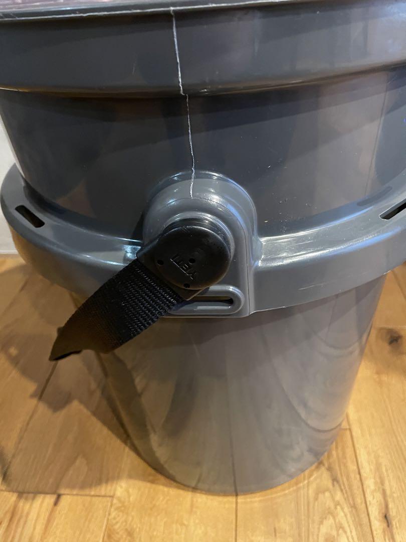 チャコール