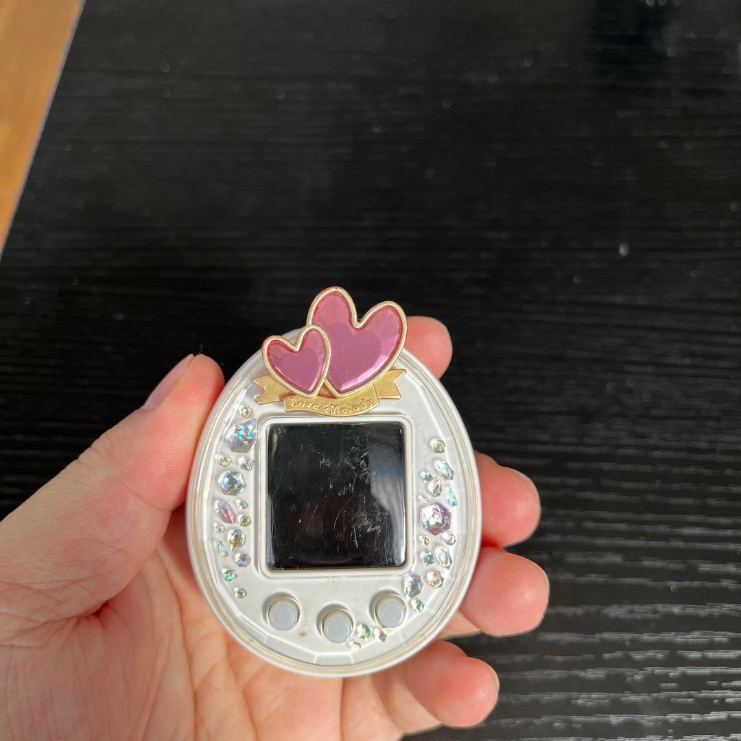 たまごっちピースホワイト たまデコピアス Love&Melody たまごっちピースホワイト たまデコピアス Love&Melody